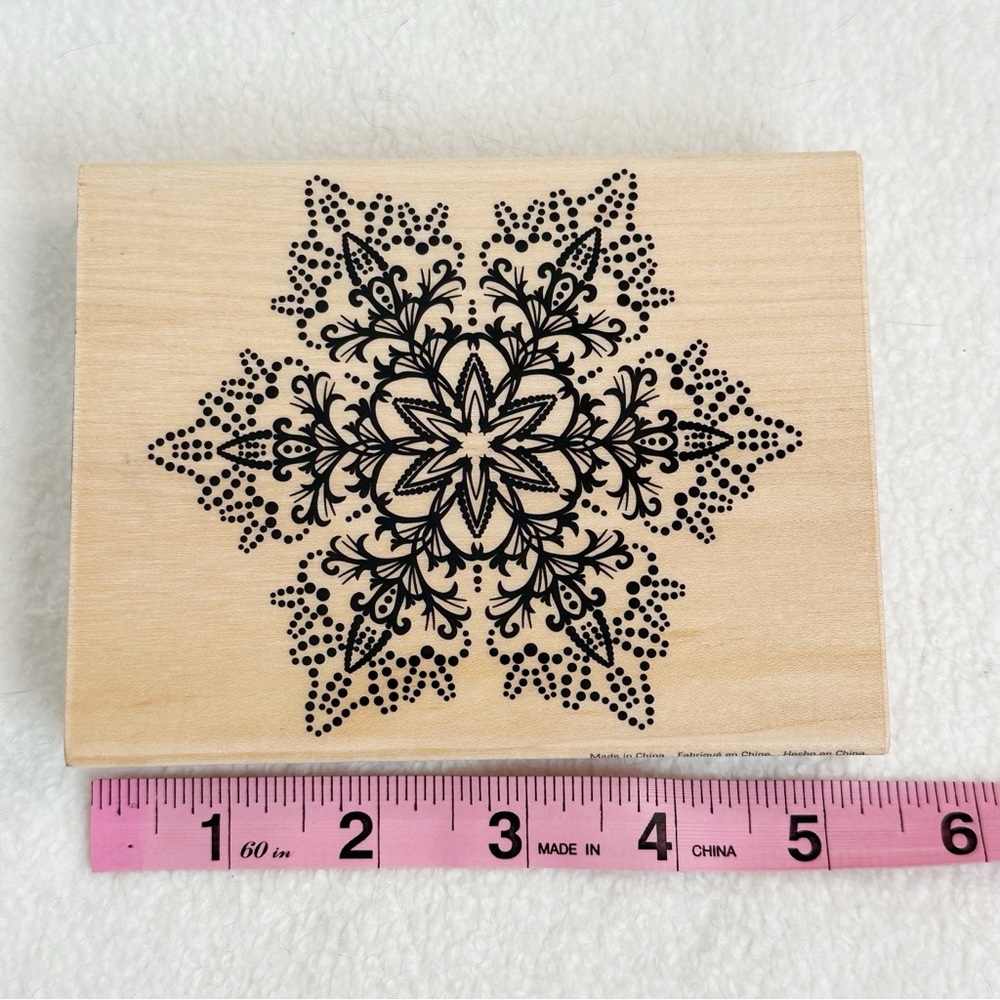 Hero Arts Crafts NWT Snowflake Wood Mounted Rubber Stamp - Picture 8 of 13
